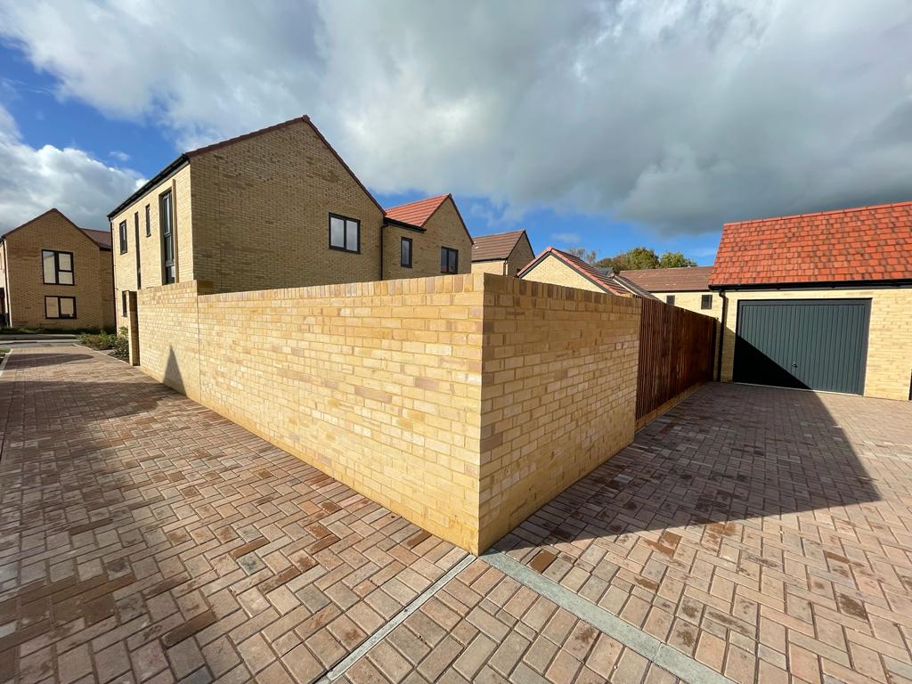 New build property garden wall