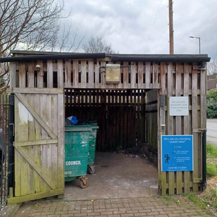 Image of the old bin store looking very shabby